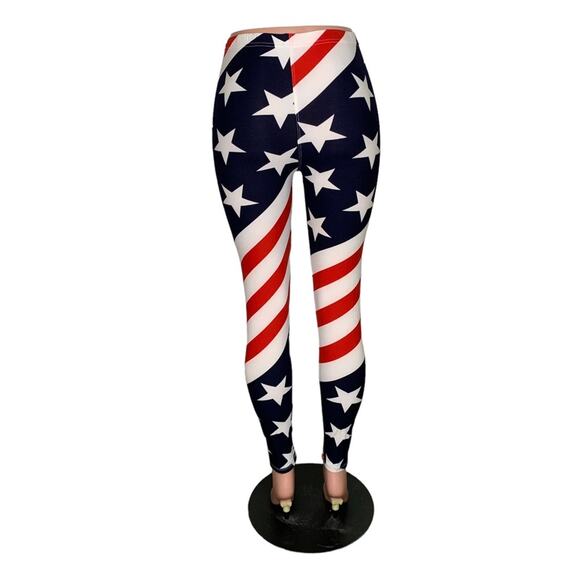 Viv Collection NWT Patriotic Leggings Red Blue and White One Size Fits Most - Picture 4 of 11